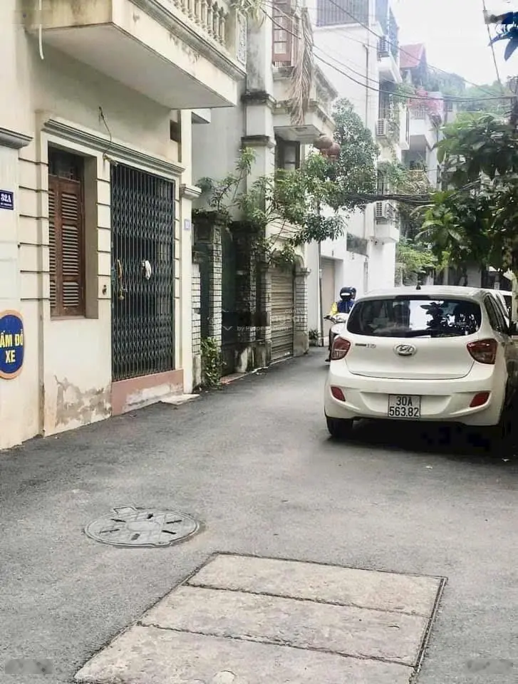 Bán nhà Phùng Chí Kiên, Cầu Giấy, mới koong 56m2 6 tầng thang máy ô tô vào nhà giá hơn 15 tỷ
