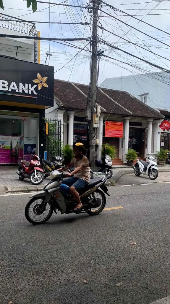 BÁN NHÀ MẶT TIỀN GIÁ RẺ ĐƯỜNG MAI THUC LOAN TP HUẾ