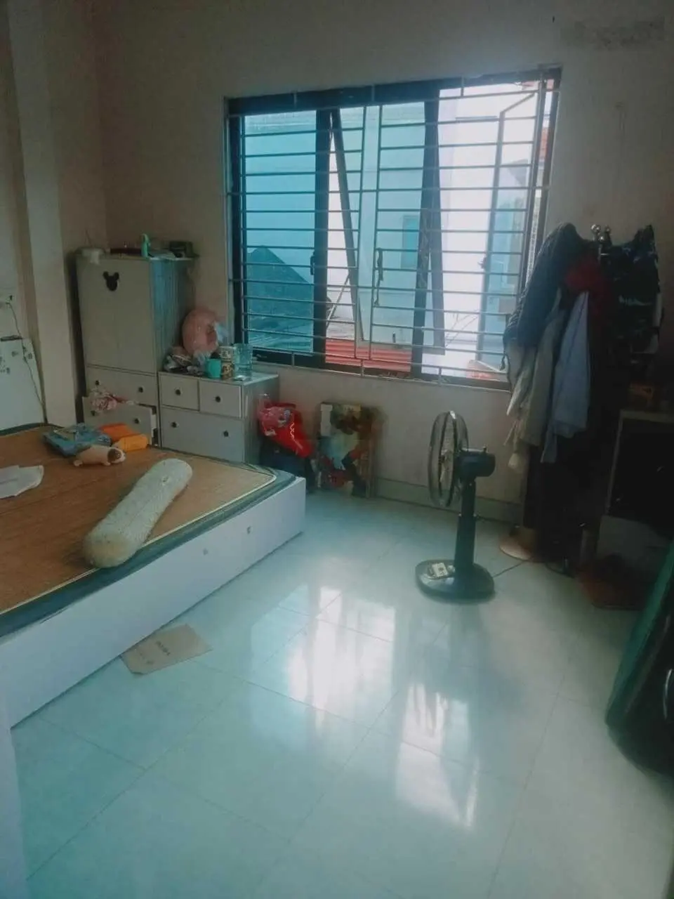Siêu hiếm nhỉnh 3 tỷ - nhà xây mới 40m2 - Phương Trạch đường thông, xe nhỏ vào đất gần cầu Nhật Tân