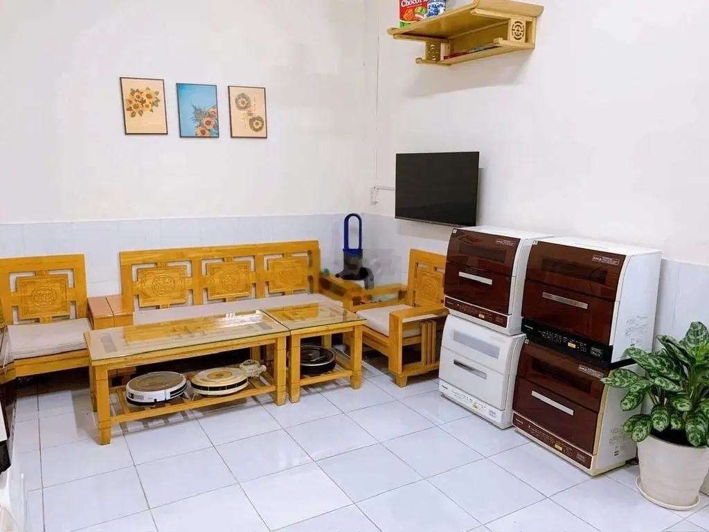 BÁN NHÀ ĐANG Ở 70M2 CHỈ 640 TRIỆU SHR CHỢ BÌNH ĐIỀN, BÌNH CHÁNH