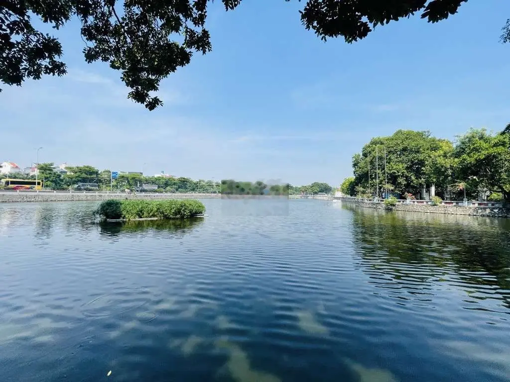 Bán 60m2 đất có nhà c4 ngõ ôtô 2,5 tấn vào đất_vài bước ra hồ sài đồng