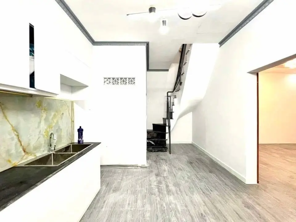 Nhà 1T1L đường Lưu Chí Hiếu bán giảm 400tr gần Đại Học Công Thương, DT 47m2, SHR