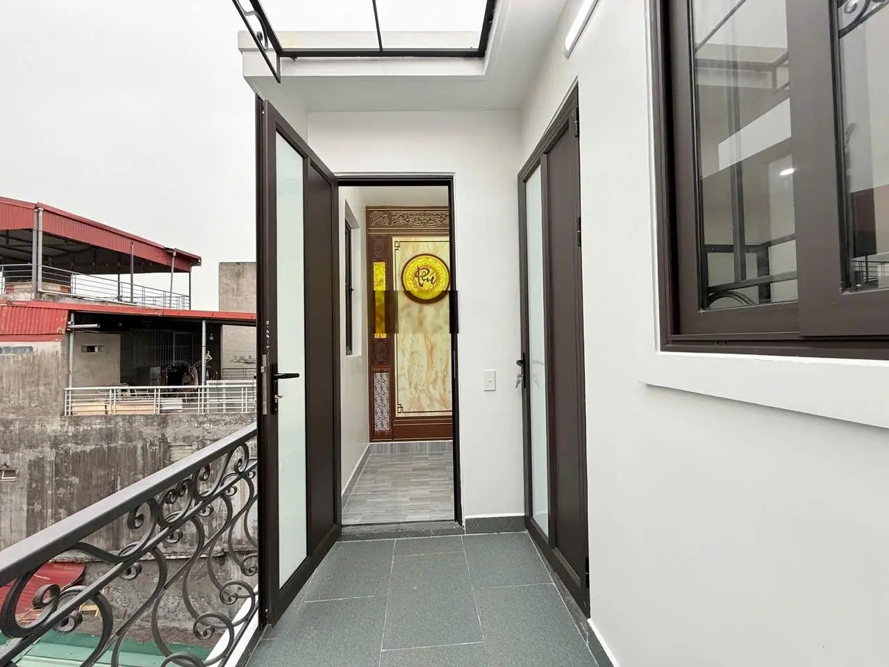 Bán nhà phố Đình Đông siêu đẹp về ở ngay