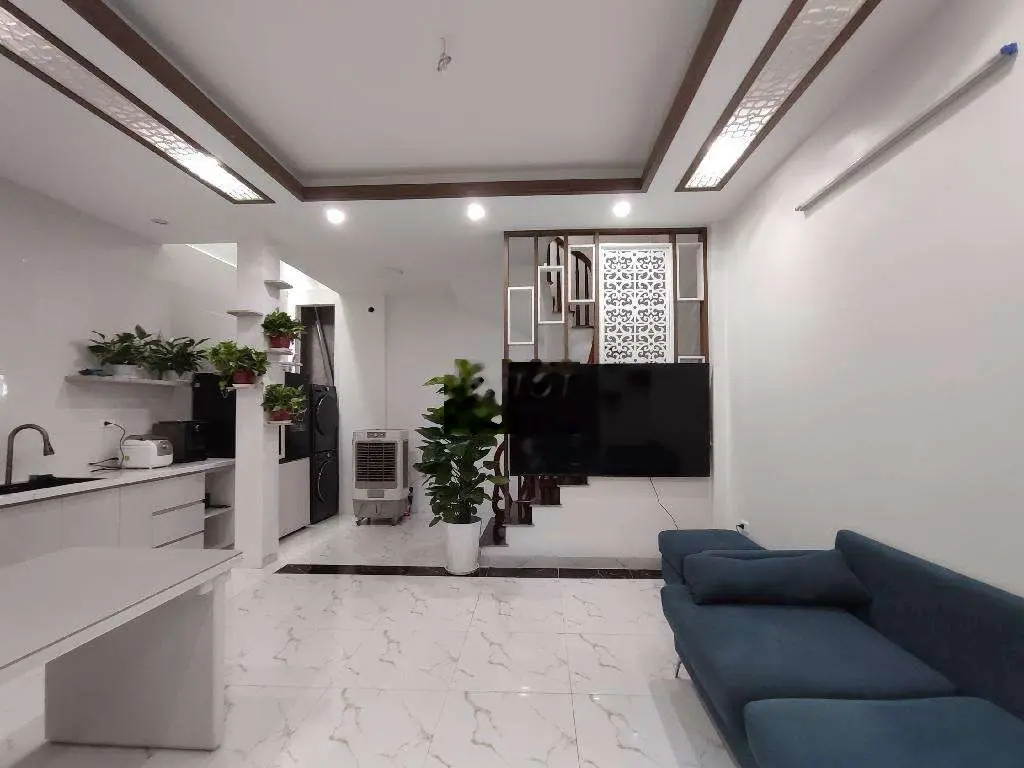 Bán nhà Hưng Phúc, thiết kế tỉ mỉ, lý tưởng, đẳng cấp 5 sao