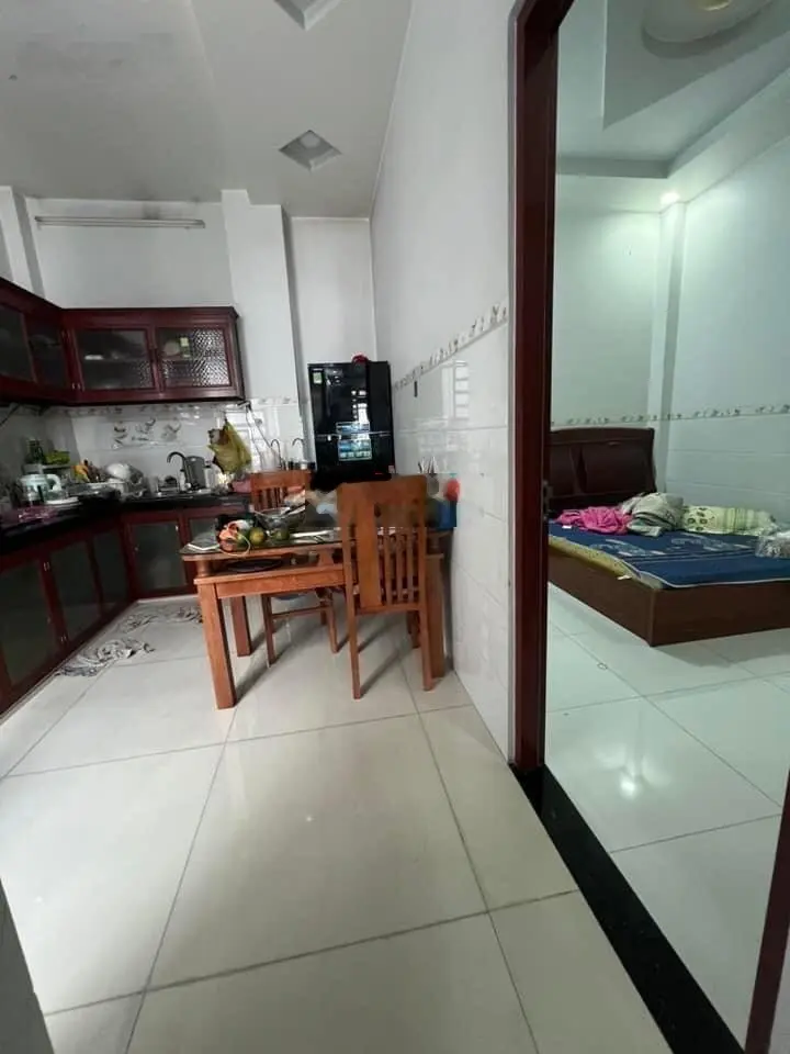 Bán nhà 3 tầng 95m2 hẻm xe tải đường Trần Thái Tông, P 15, Tân Bình