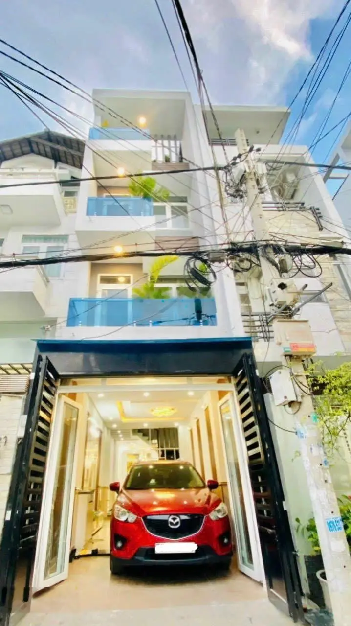 Cần tiền bán gấp nhà Phan Đăng Lưu, PN, Giá 2.2tỷ/ 40m2, gần trường học, bệnh viện, 0762 533 *** Tú