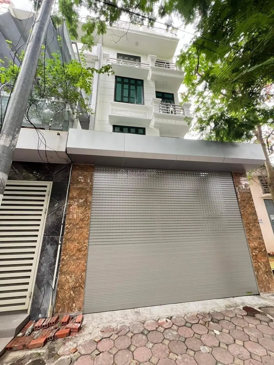 Bán gấp căn góc 4 tầng 112m2 cực đẹp KĐT Văn Quán, Hà Đông mặt đường kinh doanh cạnh vườn hoa VQ