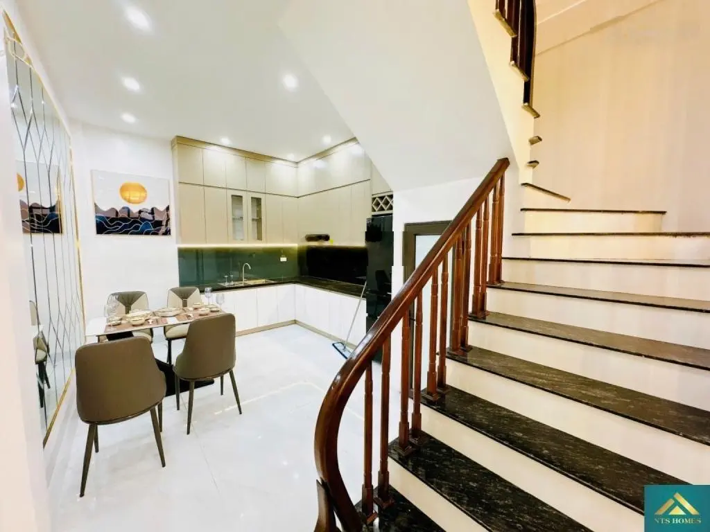 Khu vực Kim Ngưu - Hai Bà Trưng. Nhà đẹp mới toanh - Nội thất đẹp lung linh - công năng cực đại