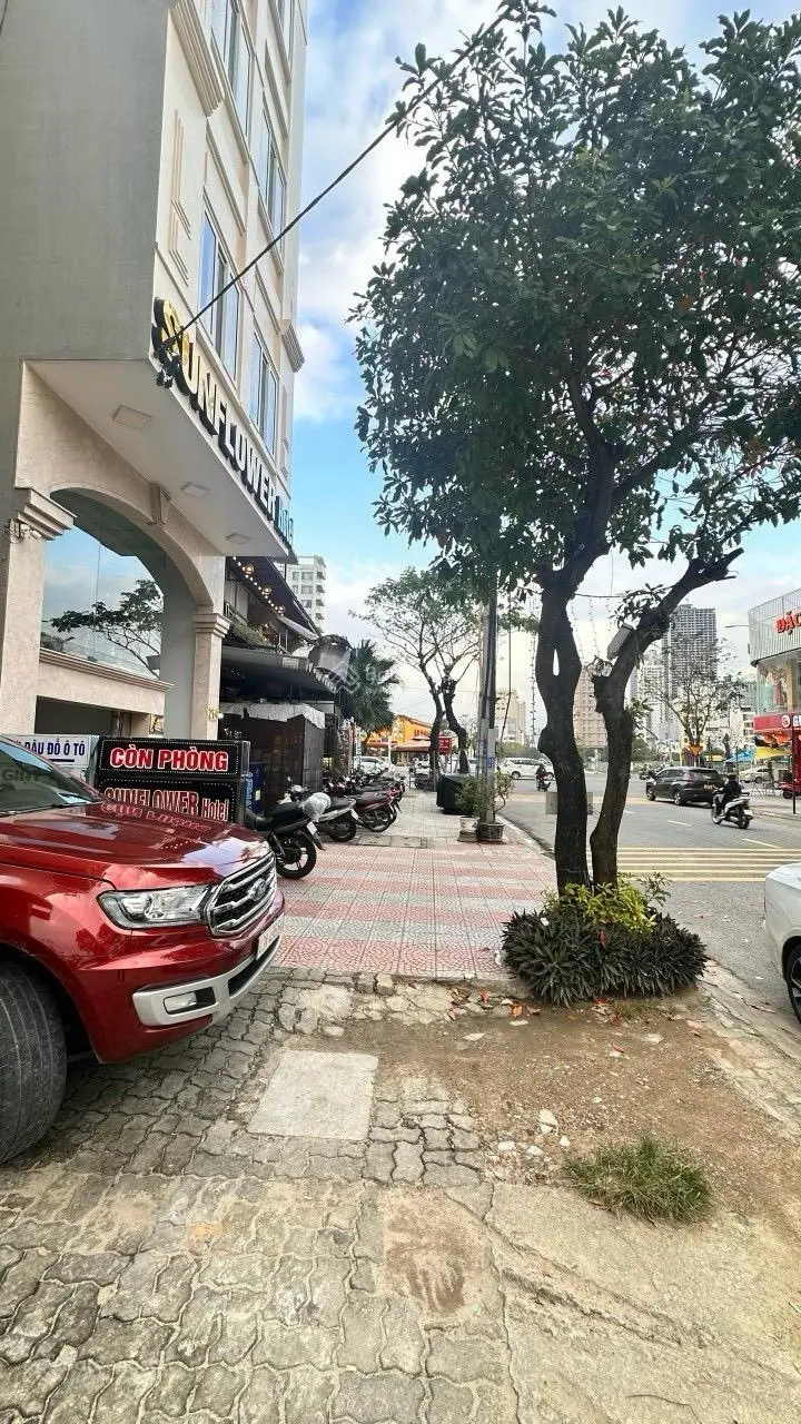 Tôi chính chủ: Bán lô đất 115m2, ngang 5m vuông vức. Đường Hồ Nghinh, sát ngã tư Võ Văn Kiệt. 24 tỷ