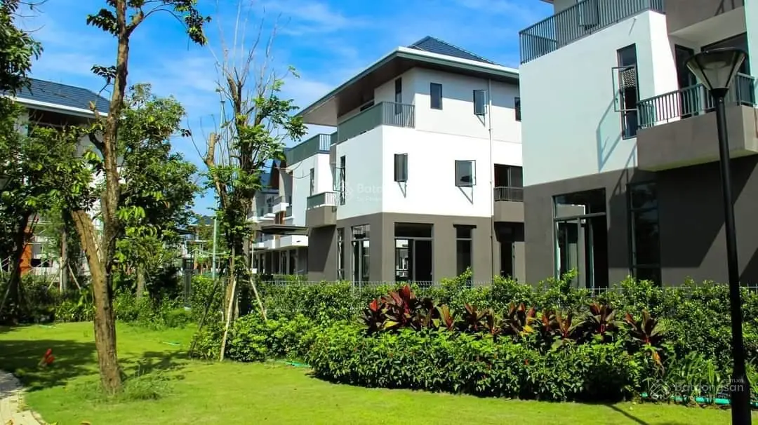 Bán lỗ 450tr căn 7x15 trục đường chính 16m zone 2 siêu đẹp. Bàn giao nhà cuối tháng 11