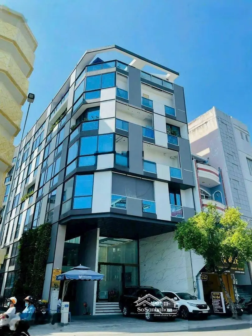 Siêu phẩm đối diện sông Sài Gòn MT Nguyễn Văn Hưởng DT: 12x20m - KC: 1H7T HĐT 250 tr giá 83 tỷ TL