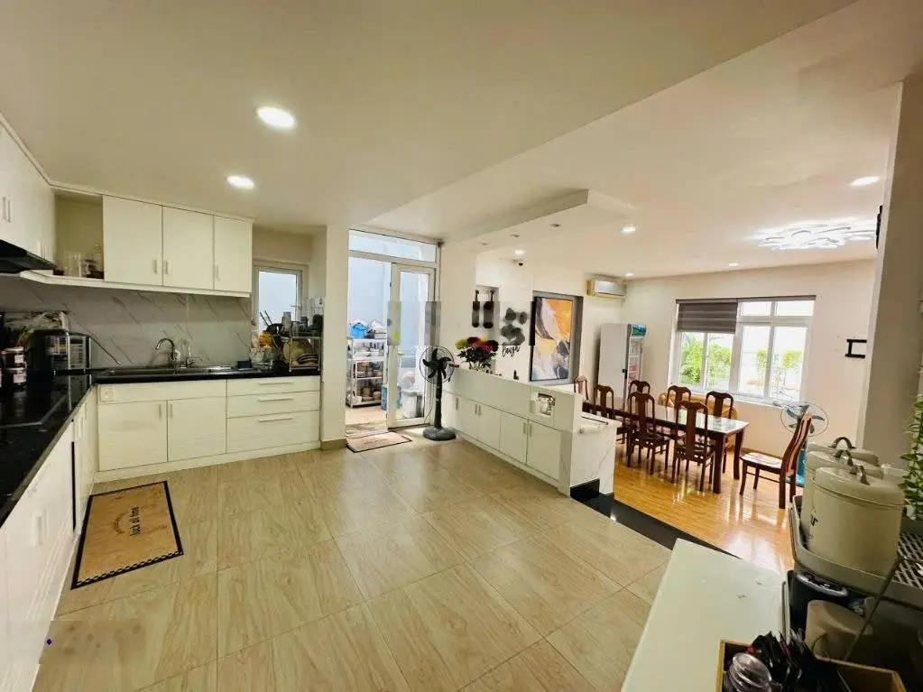 Gấp gấp biệt thự mini Đường Hoàng Hoa Thám, Bình Thạnh 7x19m nở hậu nhà 3 tầng có gara giá 22,5 tỷ