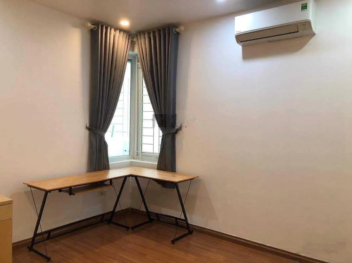 Gia chủ tôi cần bán căn hộ 60m2 tại Resco Cổ Nhuế full NT BC ĐN giá 2,6 tỷ BP có TL