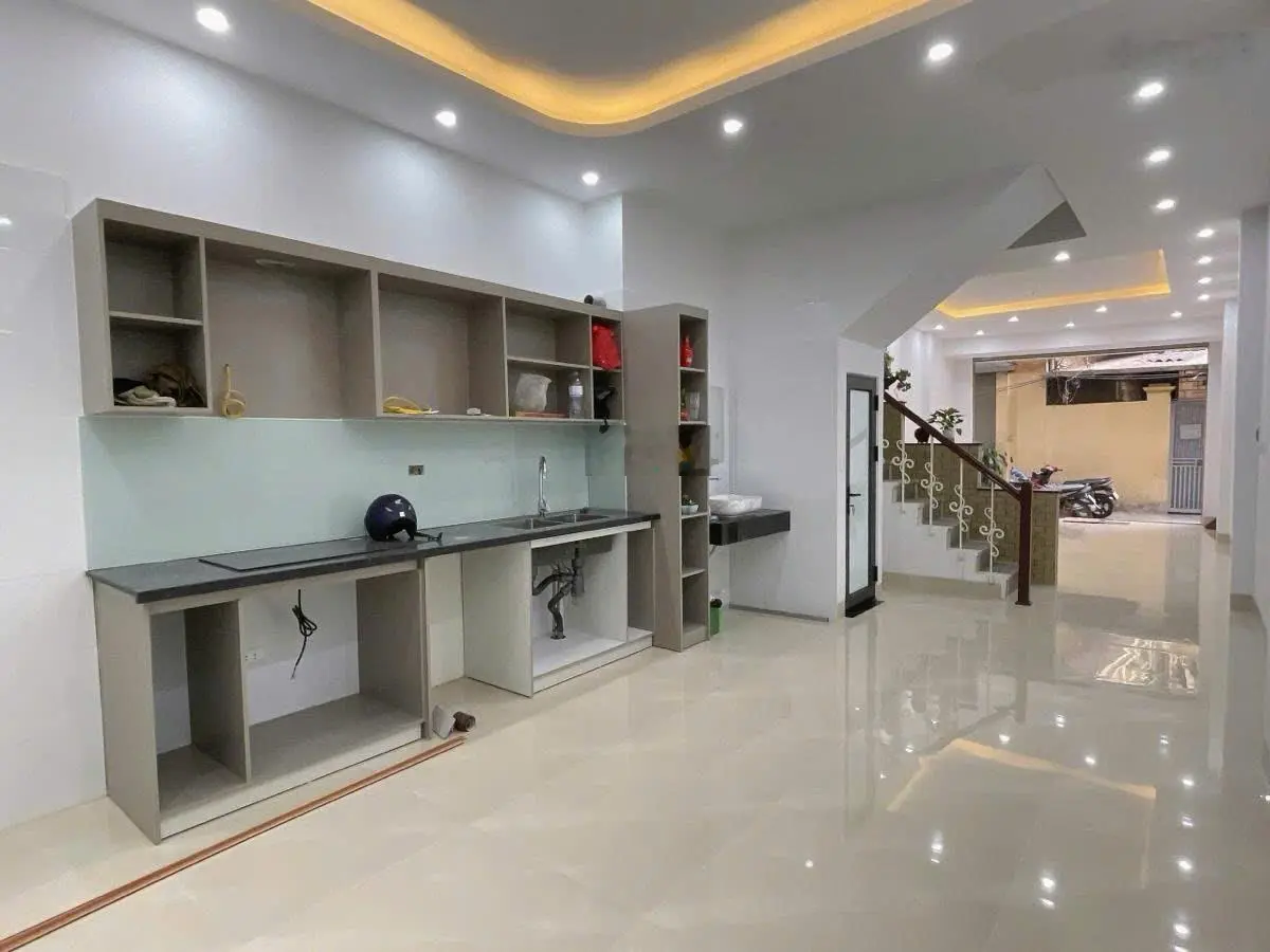 Bán nhà dân xây 60m2 tại Cầu Giấy - TDH, trước nhà 4,5m, 2 mặt thoáng, ngõ thông, hiếm nhà bán.