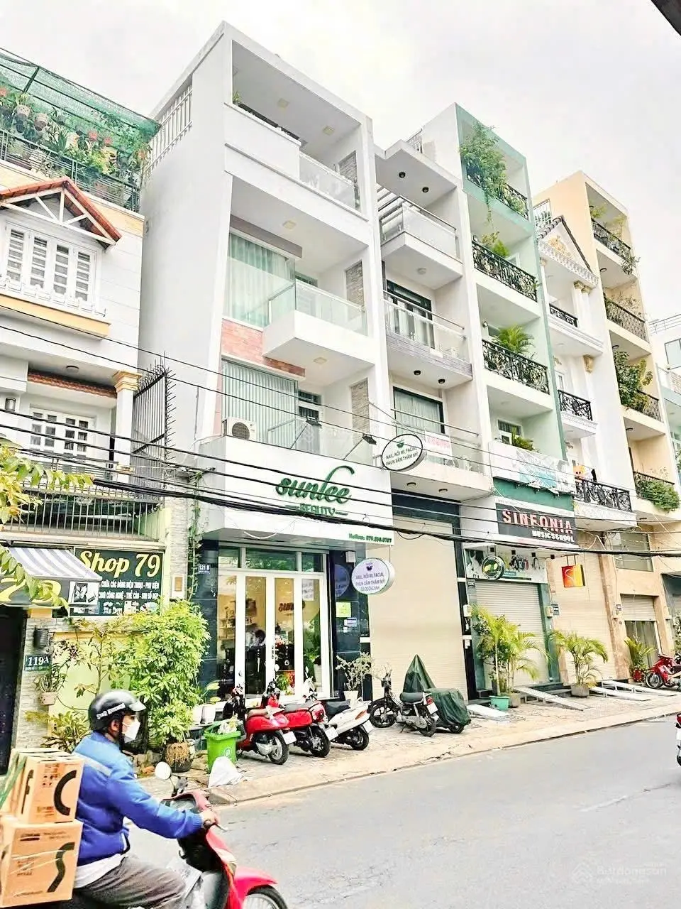 Siêu phẩm toà nhà VP ngay Út Tịch, P4, Q.Tân Bình (13x25m) hầm + 8tầng, HĐT: 200tr. Chỉ 51tỷ500