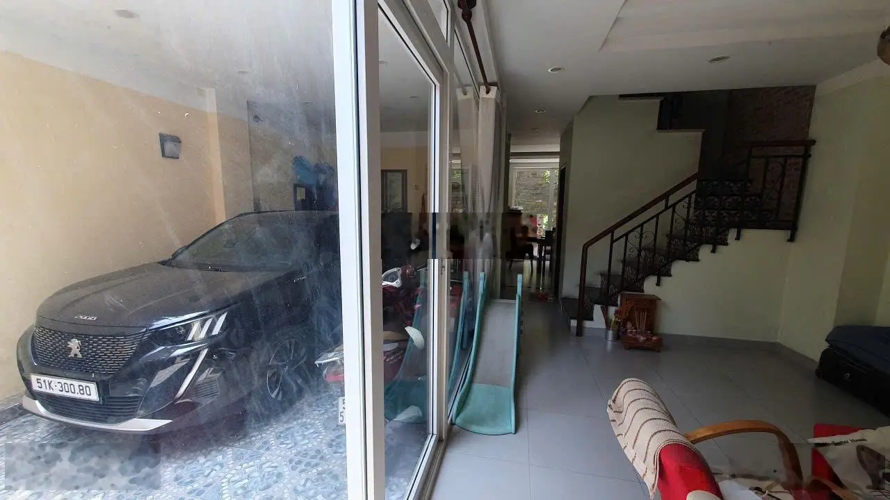 Bán biệt thự bề thế Nơ Trang Long, hẻm 10m sát lộ chính, DT 7.5*15m KC 3 tầng + garage, giá 13.5 tỷ