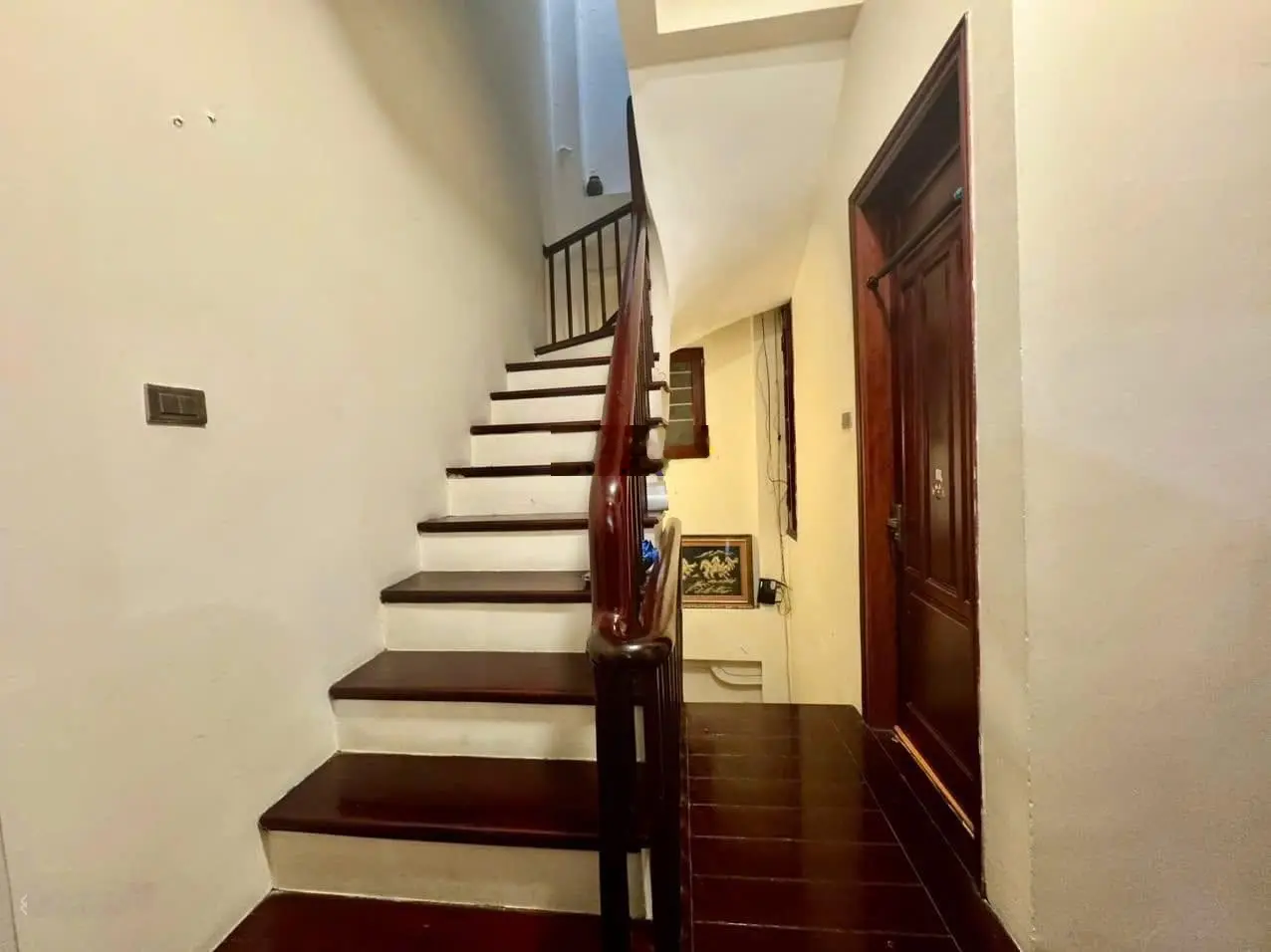 Chính chủ cần bán nhà trung tâm quận ba đình - sổ đẹp như hoa hậu- ở sướng - nhà như nhà phân lô.
