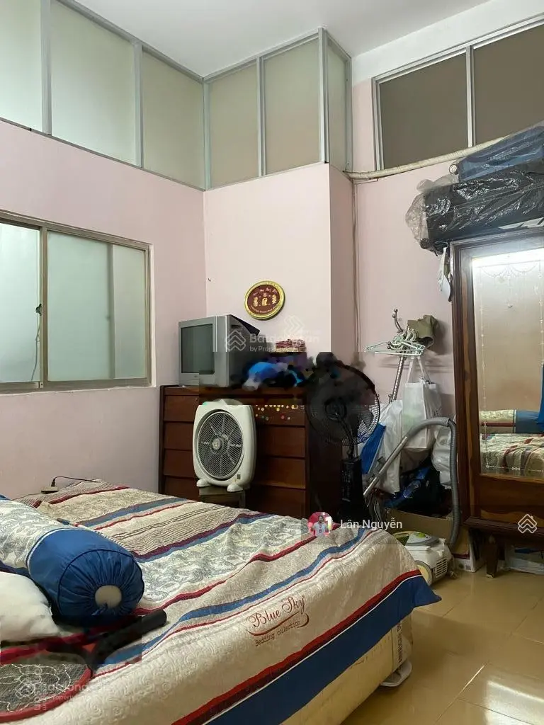 Cực hiếm! Chỉ 8 tỷ có nhà 3 tầng 4x23,5m hẻm xe tải tránh tại Âu Dương Lân Q8