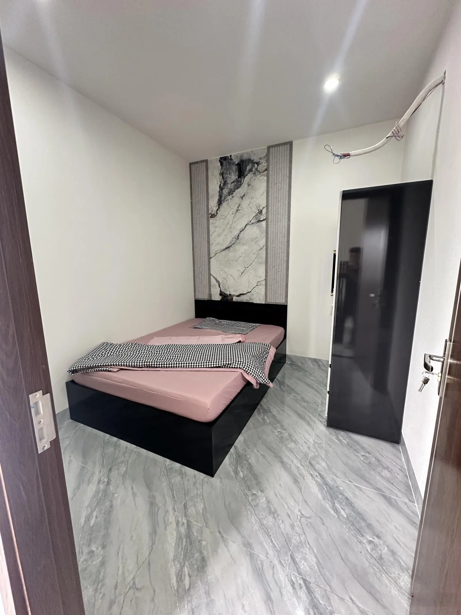 Nhà 2 tầng đẹp vừa mới hoàn thiện, full nội thất - kiệt oto hà huy tập 3,x tỷ - hoà khê - thanh khê