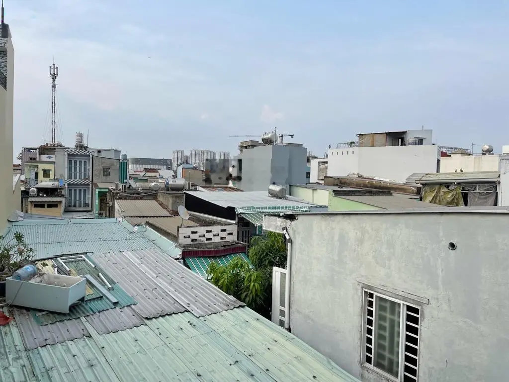 Bán nhà hẻm Lương Văn Can quận 8. 24m2 / 3 tẩng BTCT - 2 phòng ngủ