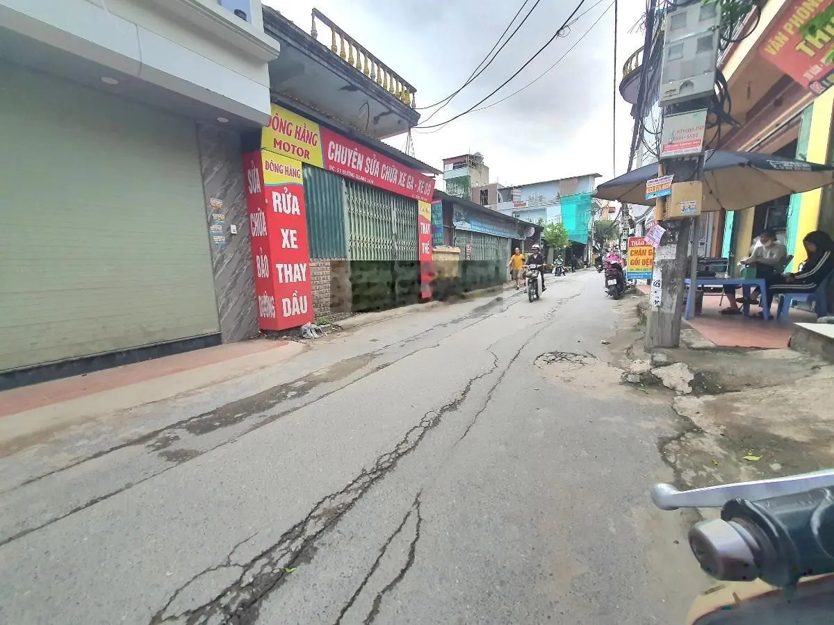 . mặt phố, ô tô tránh dừng đỗ ngày đêm - kinh doanh đỉnh - nhà mới đẹp - mặt tiền khủng . sổ đỏ