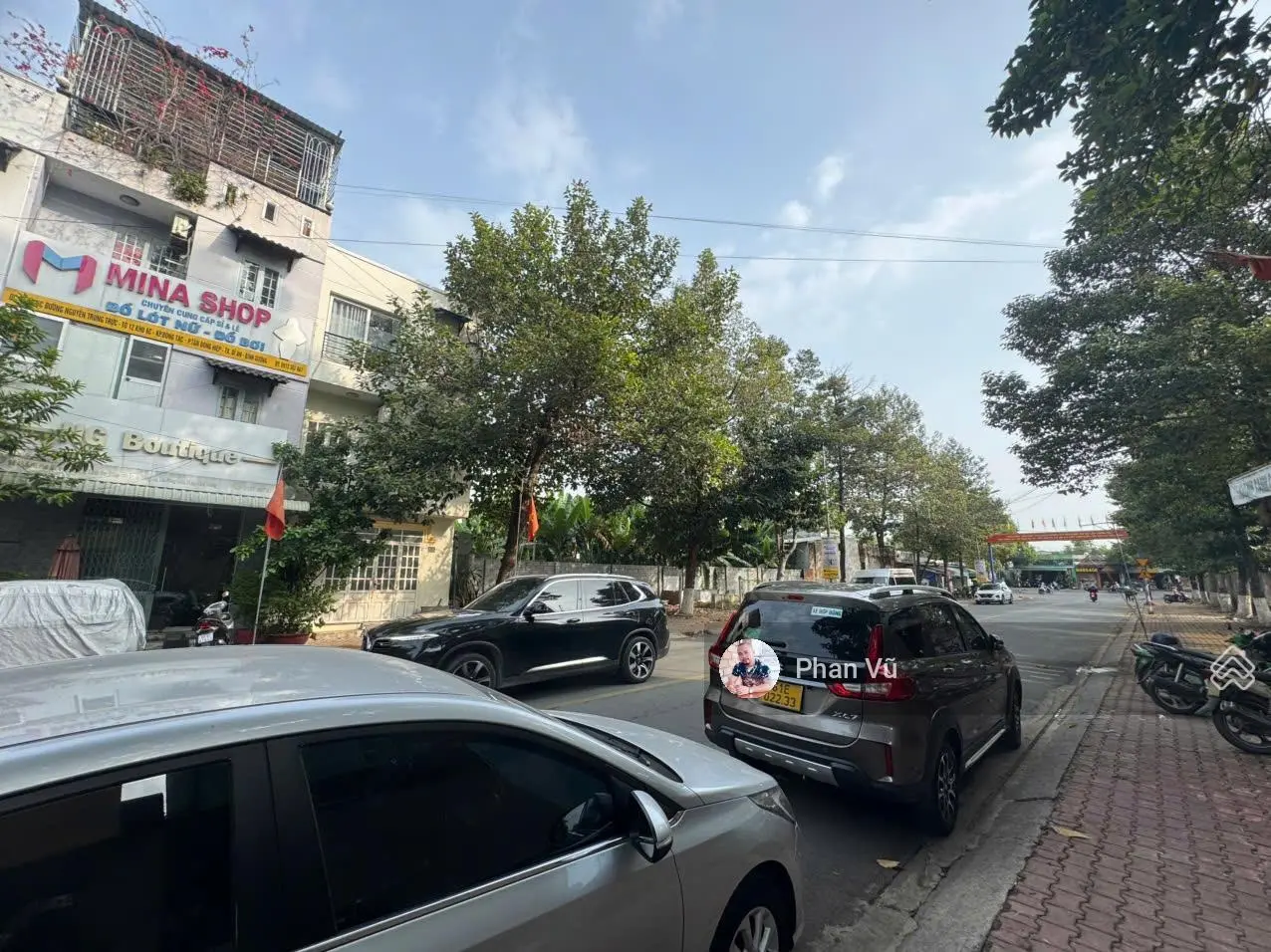 Bán nhà 3 tấm mặt tiền Nguyễn Trung Trực, sát chợ Dĩ An 1,vị tri đẹp . Lh: 0909.290.286