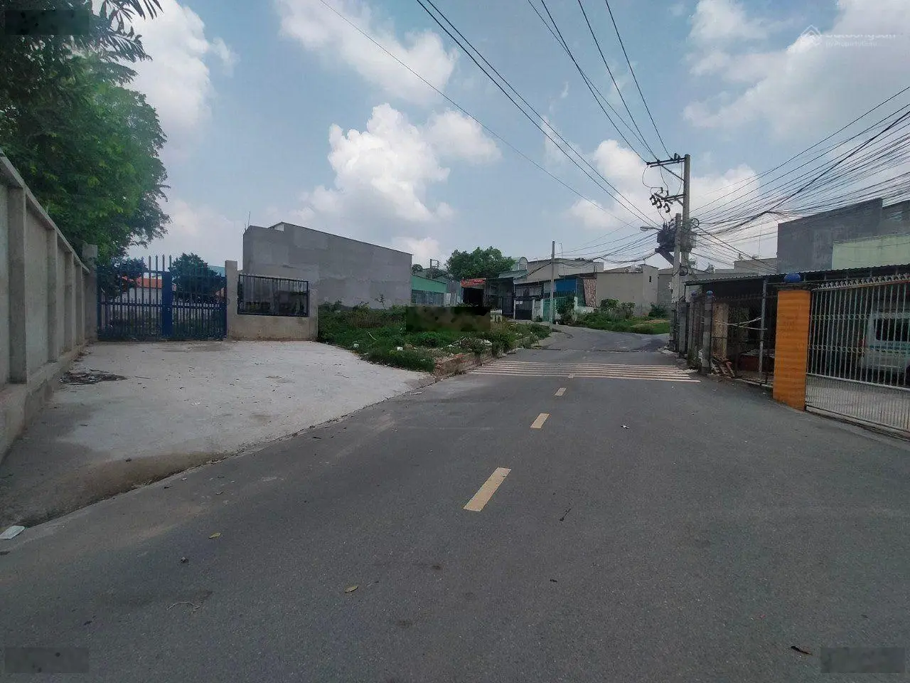 Cần bán đất giá 11 tỷ VND tại đường Trương Văn Vĩnh, Dĩ An, Bình Dương