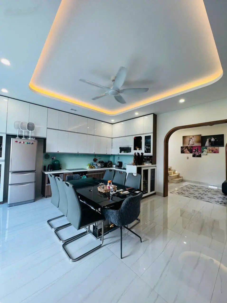 Bán Nhà Phố Liền Kề Tại Bưng Ông Thoàn, 13,868 tỷ, 94m2, 3 Tầng BTCT gồm 4PN, 4WC, pháp lý đầy đủ.