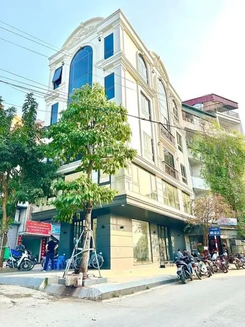 Siêu phẩm- nhà 3 mặt thoáng-5 tầng-thang máy, vỉa hè ô tô tránh+ ngủ ngày đêm- kinh doanh đỉnh cao