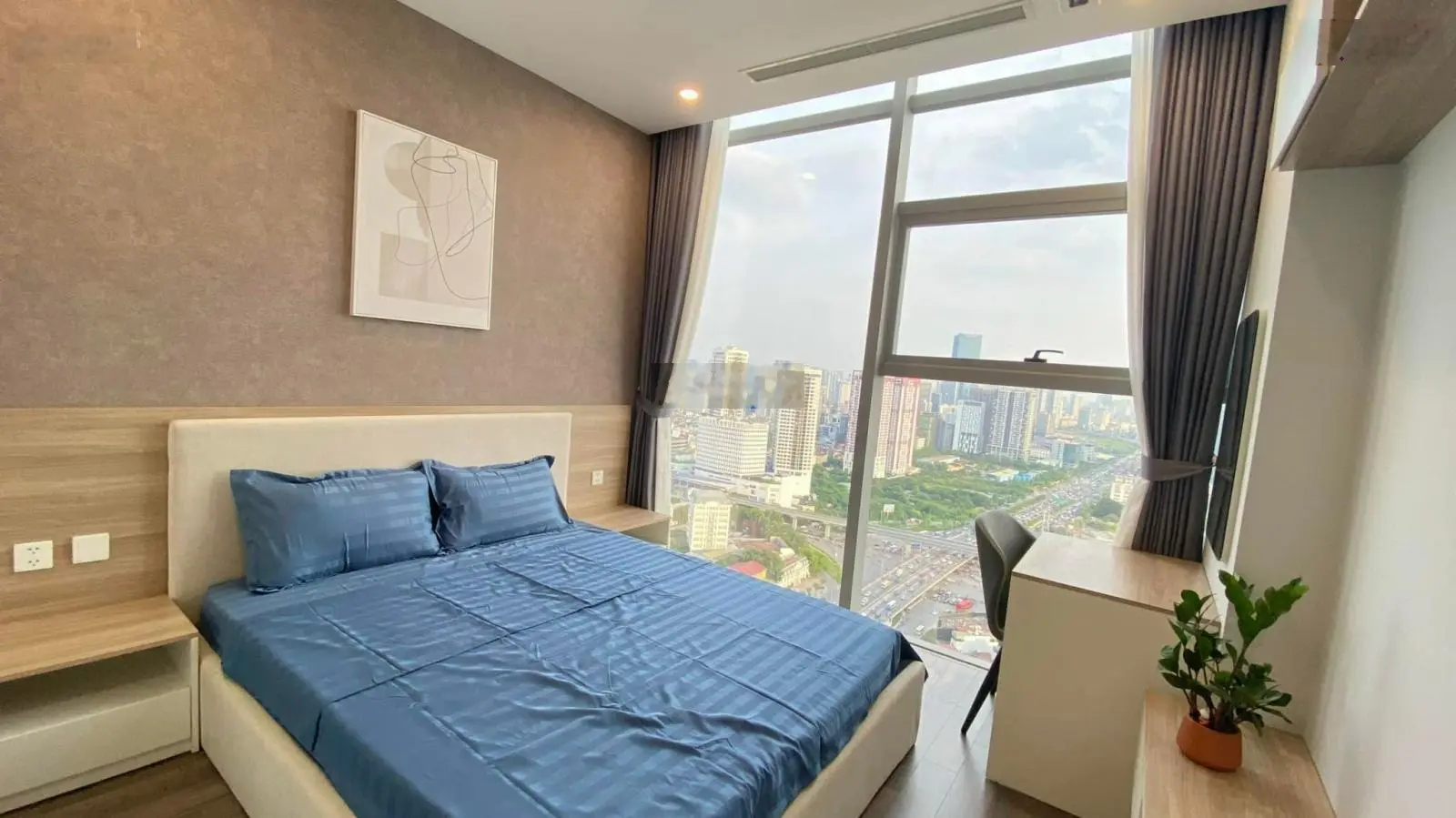 Bán căn góc 3 pn 85m2 tầng thoáng, hướng ĐN, sổ đỏ tại Imperia Garden 203 Nguyễn Huy Tưởng