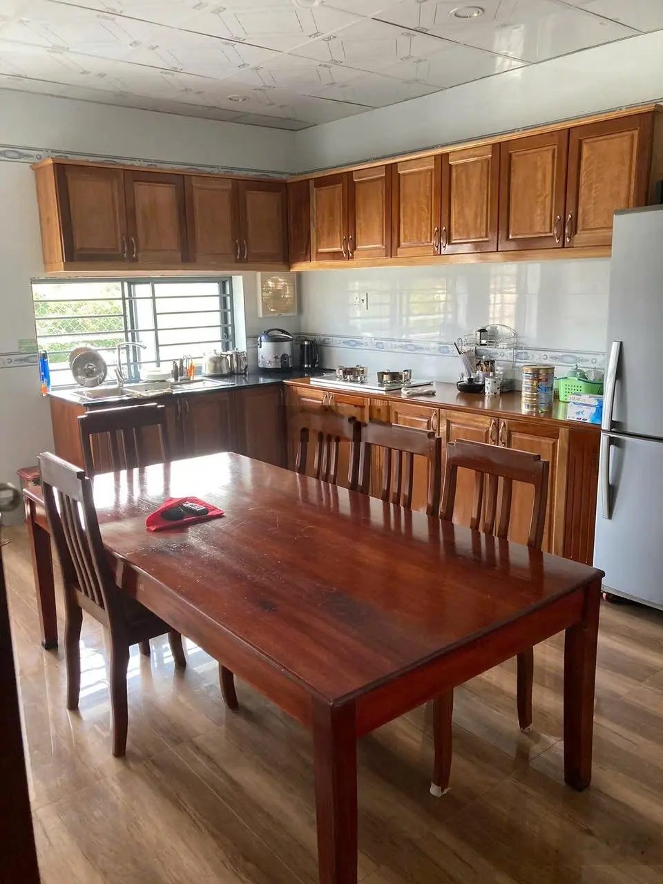 Bán nhà 1 trệt 2 lầu đường đặng nguyên cẩn, p. long toàn, tp. bà rịa. giá 6.6 tỷ.