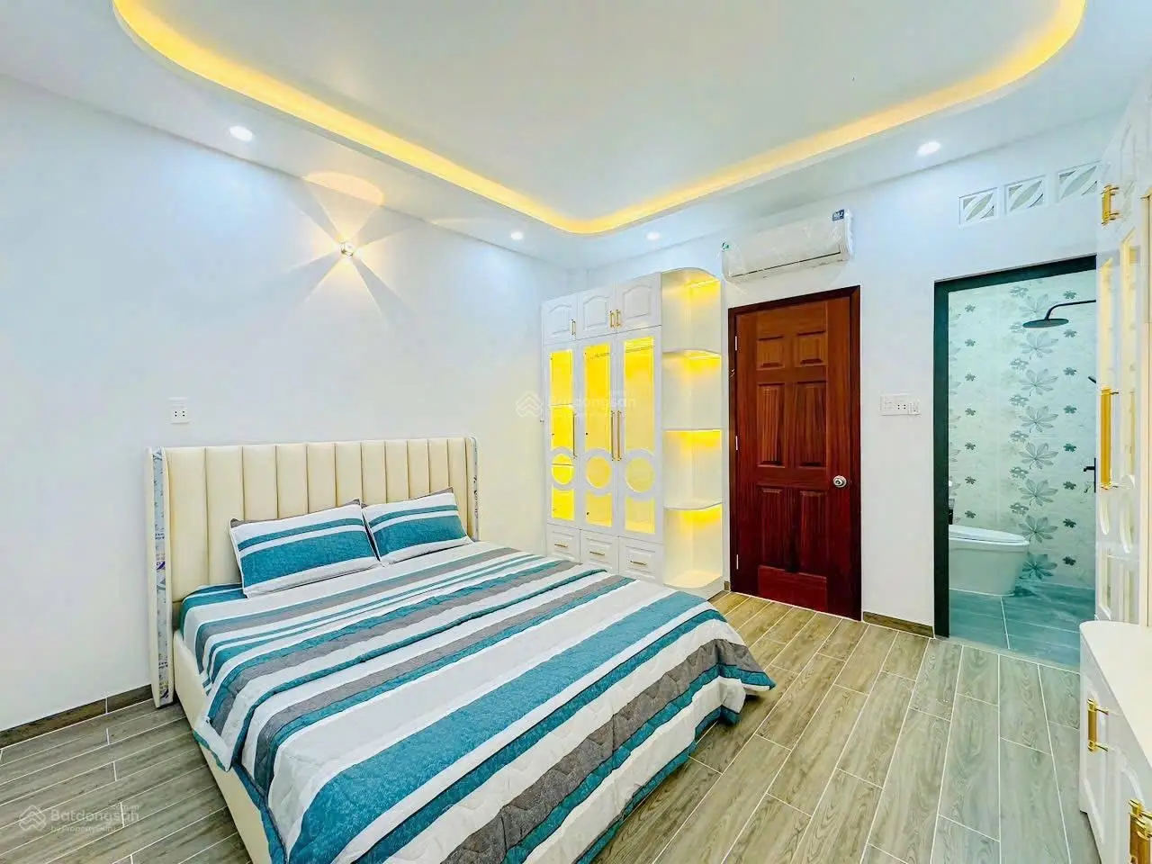 Bán nhà giá mềm 4,8 tỷ,DT 55m2 tại Lê Văn Ninh, Linh Tây, Thủ Đức. 4PN+3WC