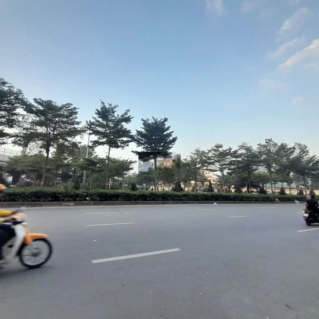 Xuân Đỉnh,Phạm văn Đồng, 48m2, C4 ngõ thông,ôtô vào, nhỉnh 6 tỷ