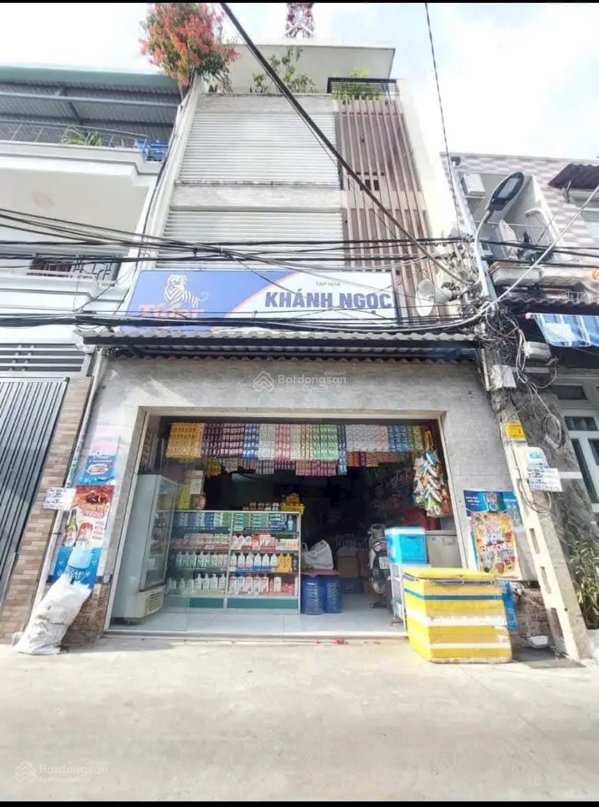 Giảm 500 triệu còn 8,8tỷ bán nhà 4T hẻm xe tải KDMB đường Huỳnh Tấn Phát, phường Tân Phú ,Quận 7