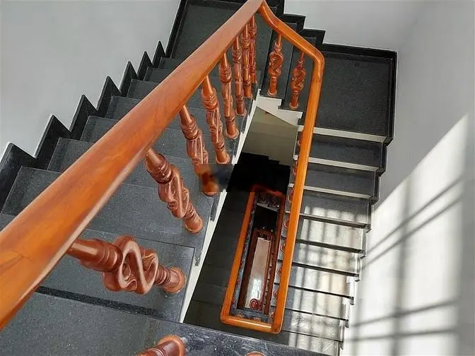 Nhà 5x23M, 3 Lầu Mặt Tiền Xuân Thới Đông, gần Ủy Ban tiện Kinh doanh