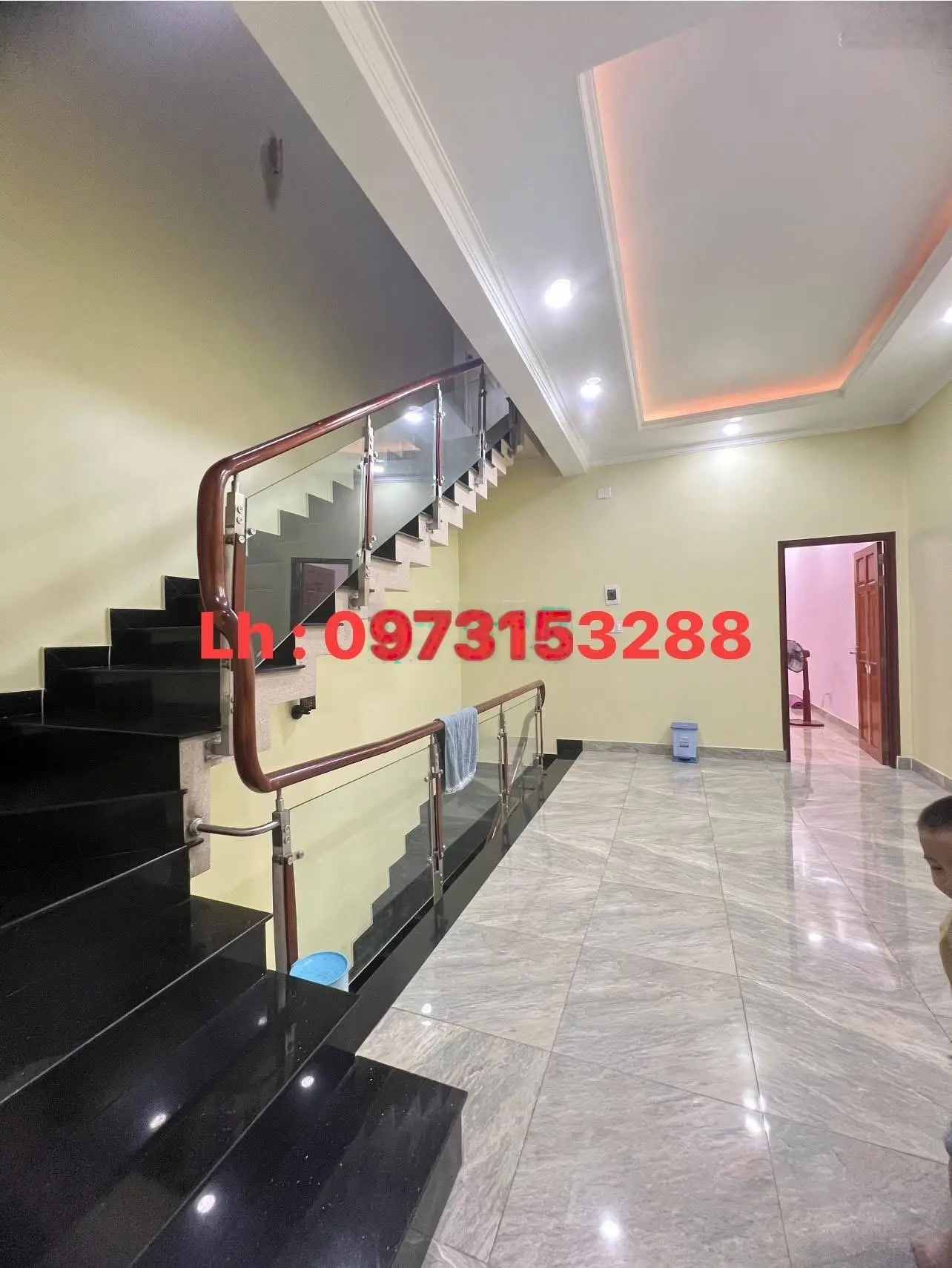 Gia Đình Tôi Cần Bán Gấp Nhà 1 Trệt 2 Lầu Trung Tâm Hành Chính Thành Phố Dĩ An
