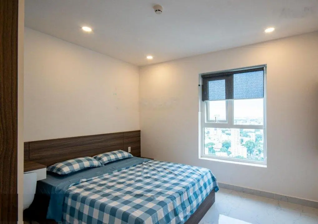 Bán gấp căn hộ chung cư Âu Cơ Tower, quận Tân Phú DT 70m2, 2PN, 2WC giá 2,6tỷ. LH 0907 909 *** Hùng