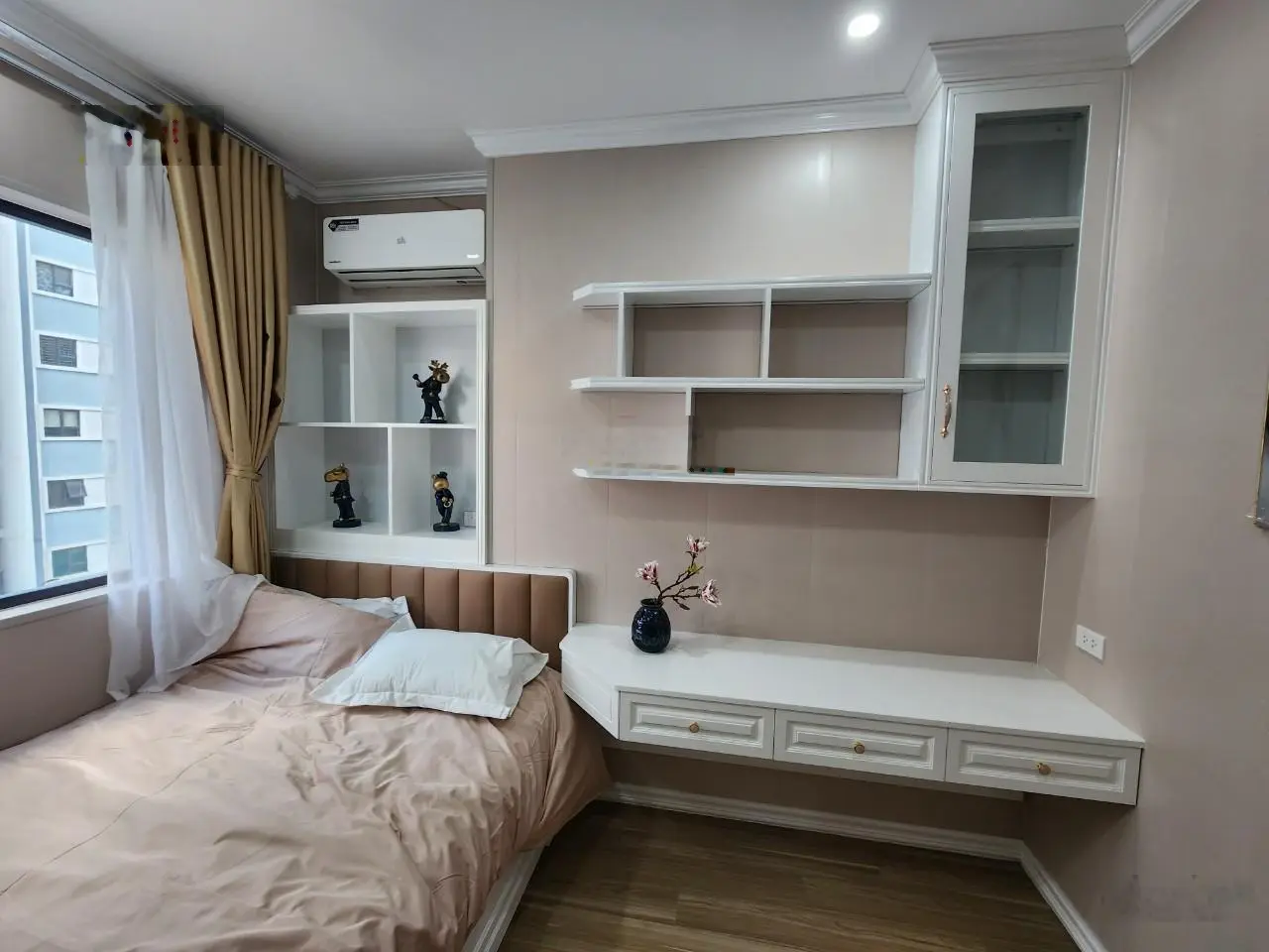 Chỉ 2,25 tỷ sở hữu căn 3 ngủ 2vs full đồ mới cứng chung cư Thống Nhất tòa mới. LH 0961 500 ***