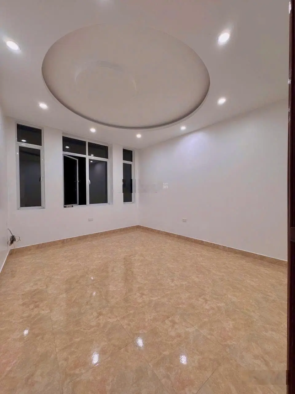 Bán nhà 3 tầng mặt ngõ phố Chợ Hàng cũ