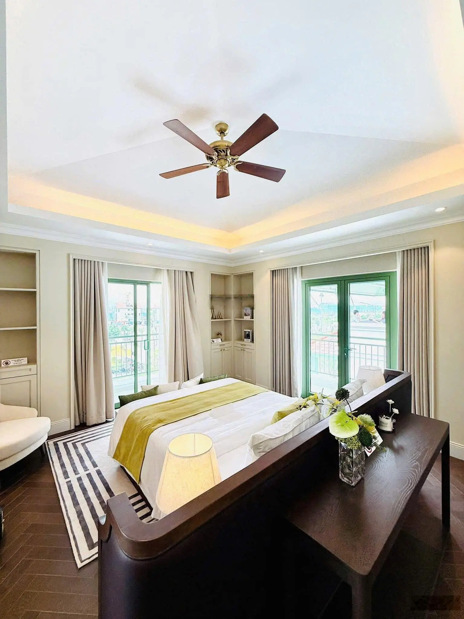 Bán BT 175m2, 6PN, 5WC tại Sun Urban City, Phường Lam Hạ, 107 triệu/m2