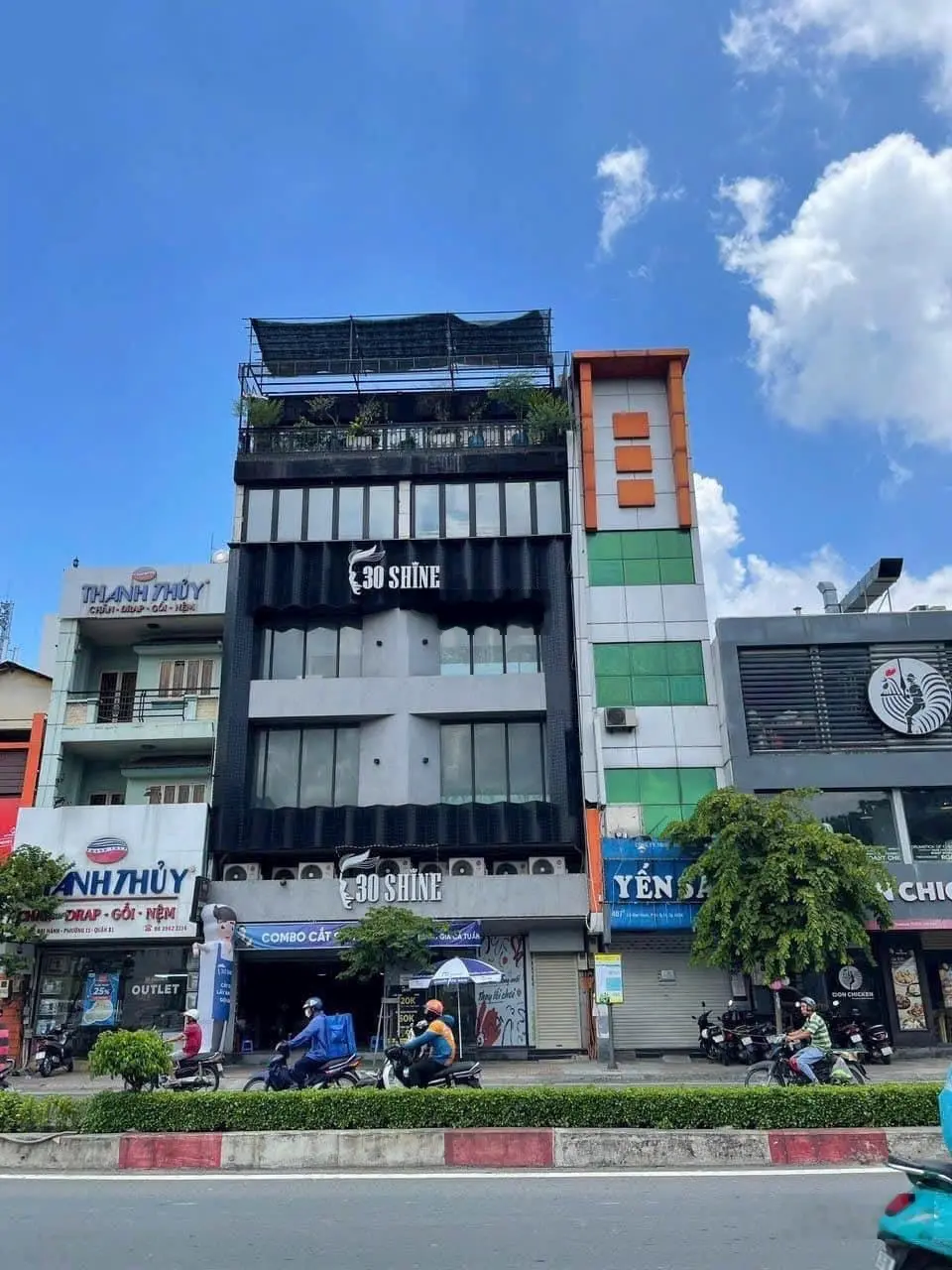 Mặt tiền Lê Đại Hành Q11 đối diện Lotte, 30 shine đang thuê 160tr/tháng, DT: 9,6 m x 15m, 46 tỷ TL