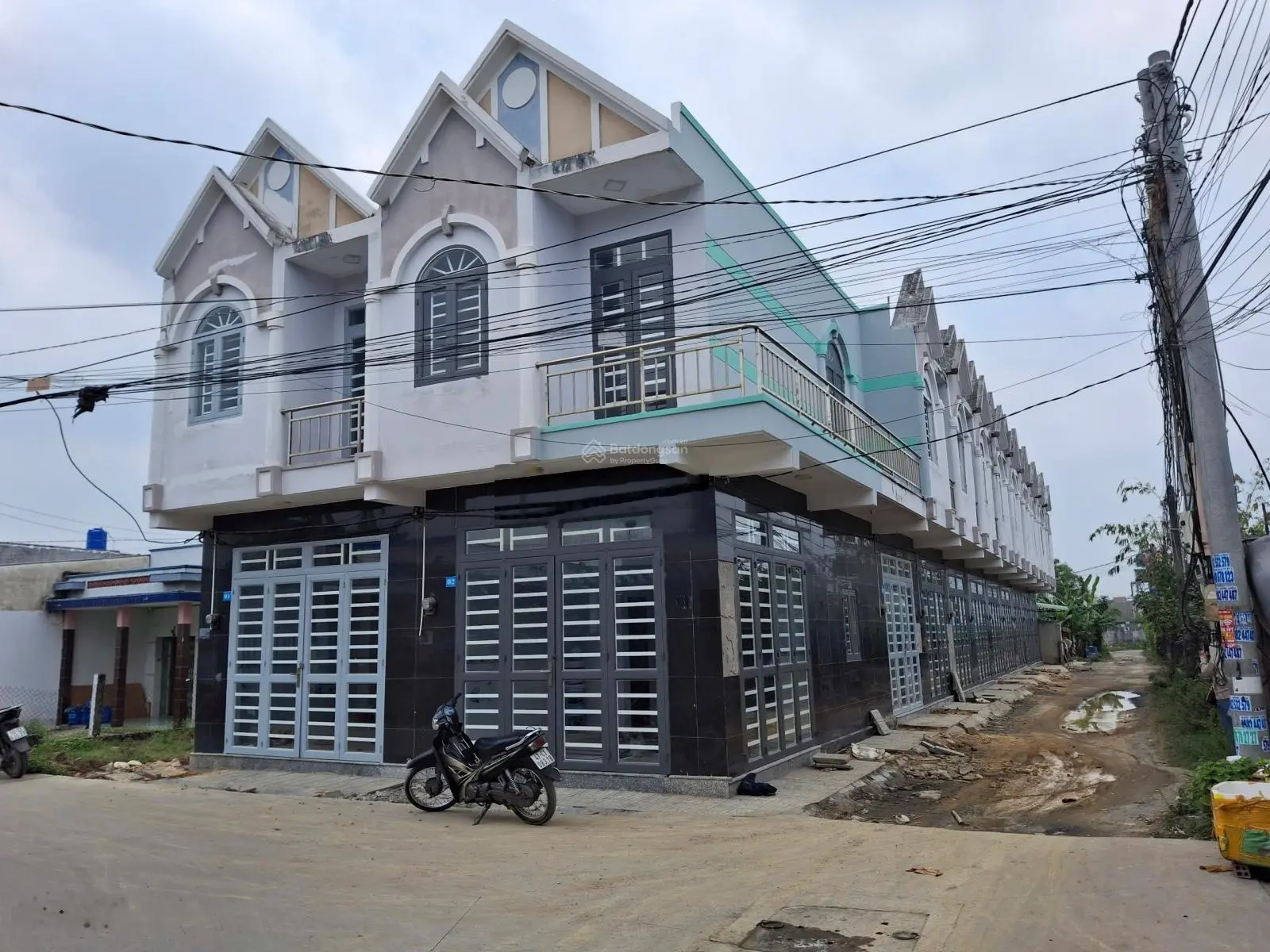 Bán nhà riêng tại Đường Tỉnh Lộ 10, Thị trấn Đức Hòa, Đức Hòa, Long An, 80m2