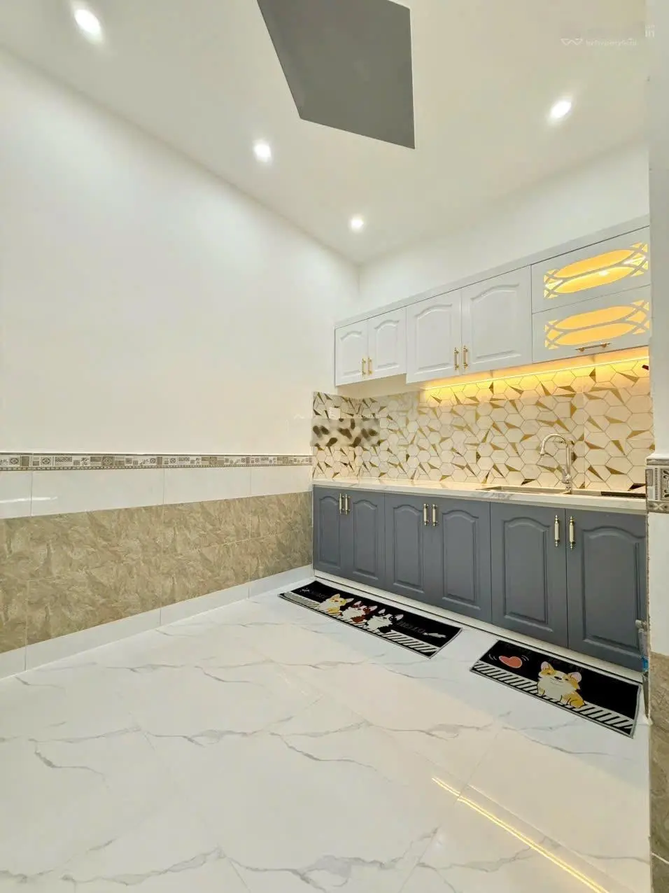 Nhà mới đẹp - 3.2x8m - full nội thất - hẻm rộng rãi thoáng mát