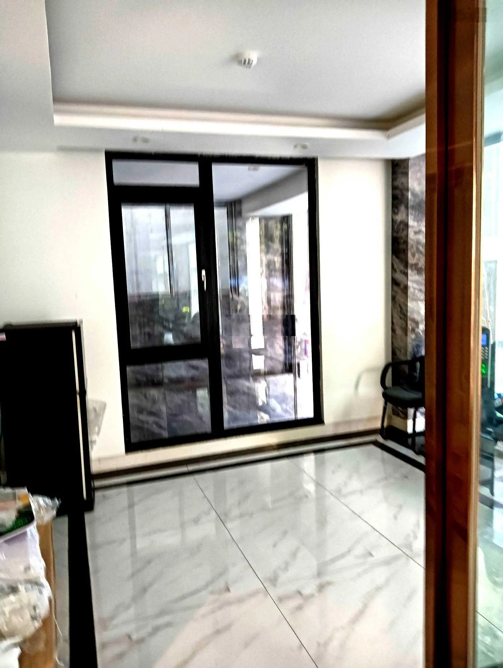 Bán toà căn hộ xây mới 100% Võng Thị diện tích 256m2, 9 tầng thang máy, mặt tiền 16m, giá 88 tỷ