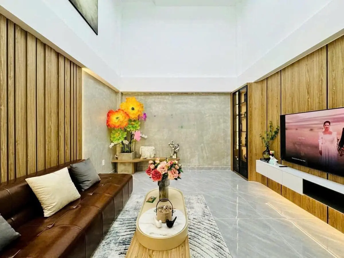 Giá siêu rẻ quận 7, đường bùi văn ba, chỉ 3 tỷ 550 - dt50m2, kc-5 lầu, nhà đẹp - sổ sẵn - hoàn công