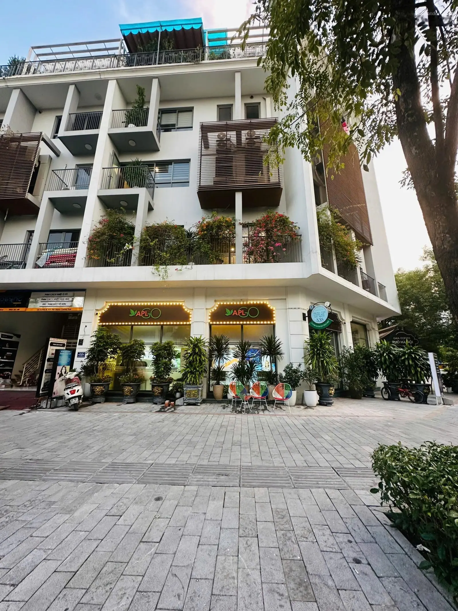 CC cần bán căn góc siêu Vip 119m2 mặt Đại Lộ Hoàng Mai 30m, đang cho thuê 70tr/tháng.