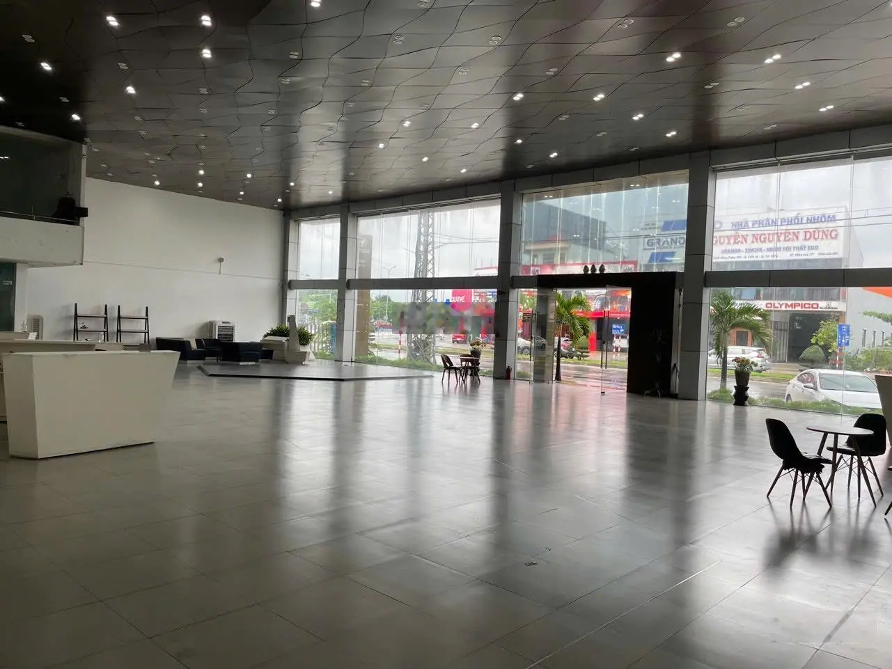 Bán nhà mặt phố Ngô Gia Tự, 14 tỷ, 241m2, giá ưu đãi