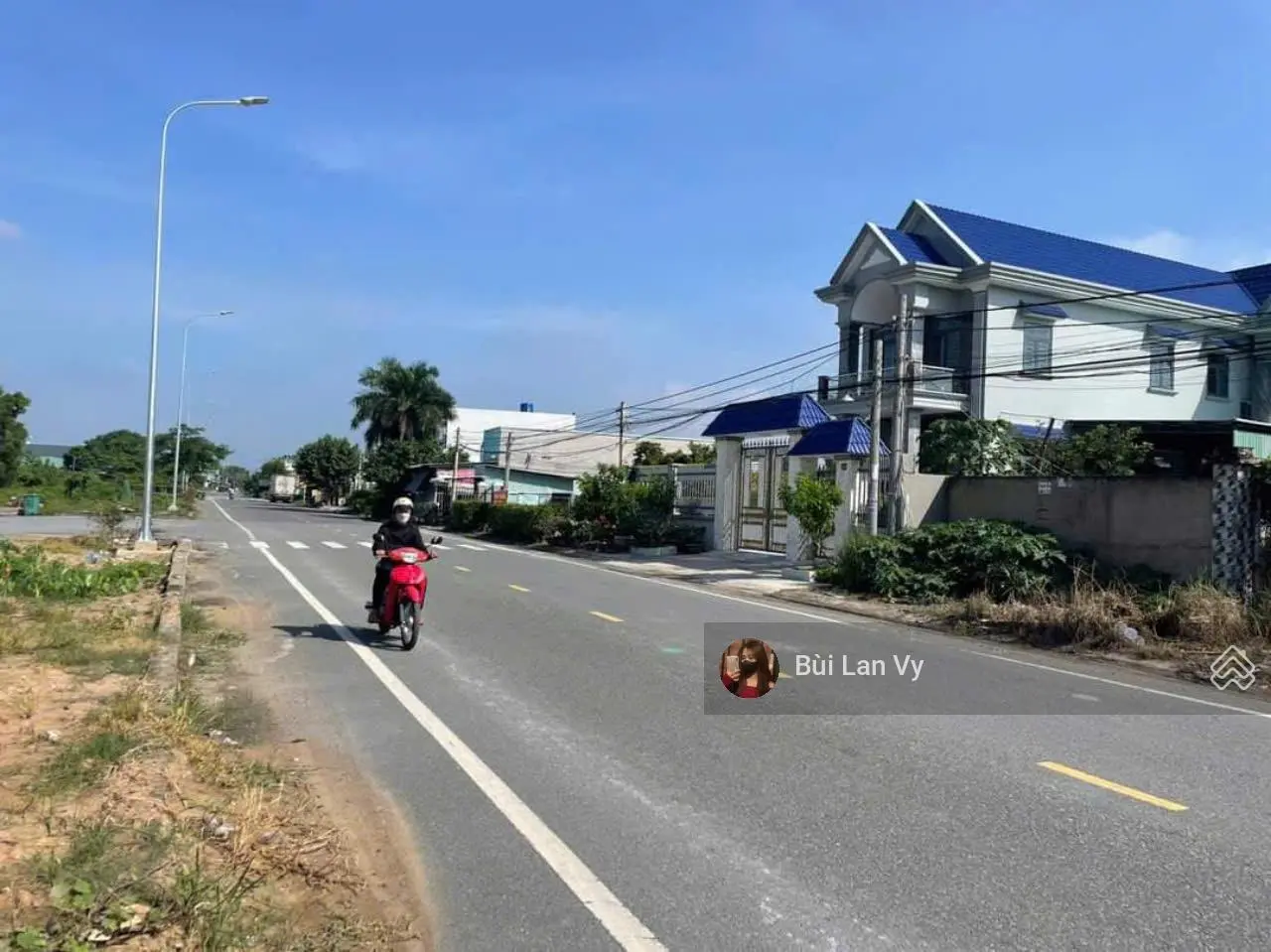 Gía ưu đãi lô đất MT ,Đường Vĩnh Phú, Thị trấn Ba Tri, Ba Tri, Bến Tre. Diện tích : 148m2/375 tr