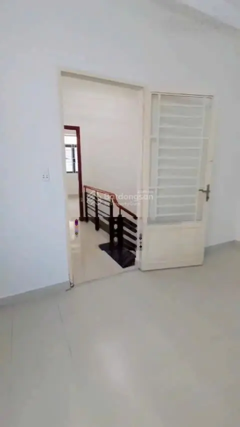 9,8 tỷ - 3 tầng - mặt tiền NB đường số 9 P4 Q8, gần cầu Chánh Hưng, SHR hiện hữu hoàn công đủ