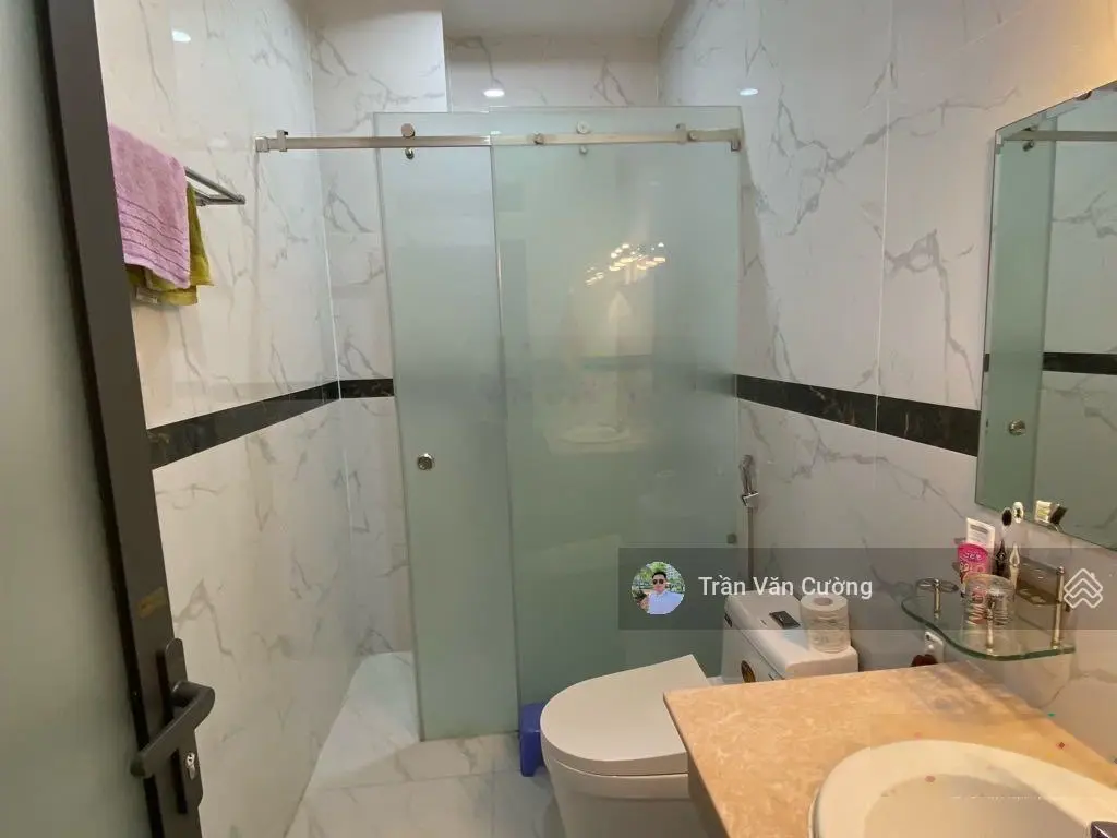 Hàng rất hiếm gấp bán nhà đẹp Lê Văn Việt, trung tâm Q9, ngay Vincom Quận 9, 15tỷ